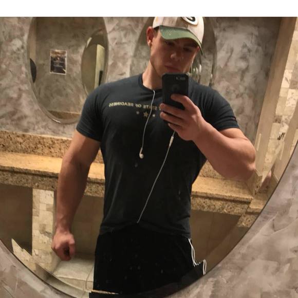 Meet your Posher, Rich - Picture 1 of 1